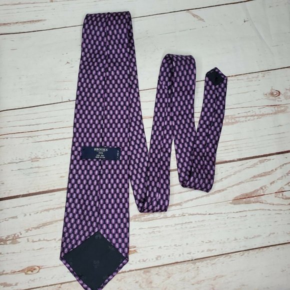 Brooks Brothers 346 Purple Black Diamond %100 Silk Men's Neck Tie Made In U.S.A - Picture 4 of 11